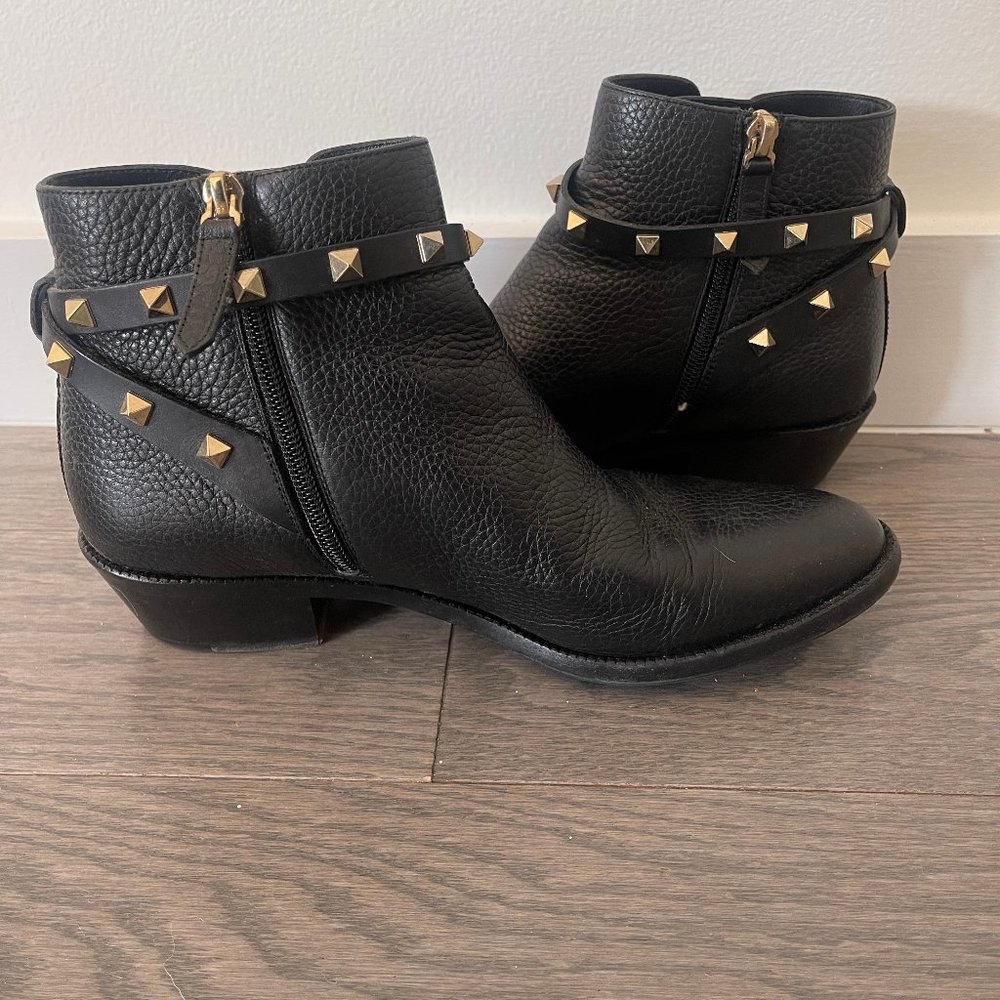 Valentino Black Leather Rockstud Ankle Length Boots Size 39.5